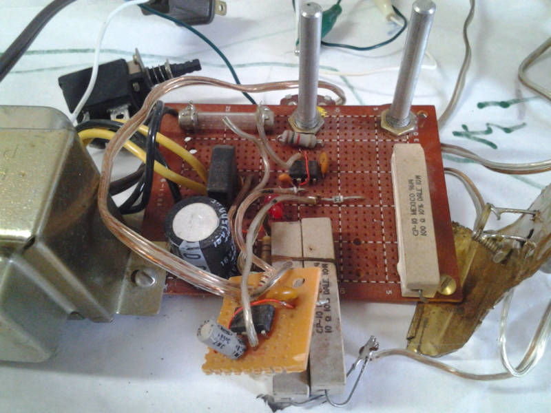 Another image of the zapper's circuitry